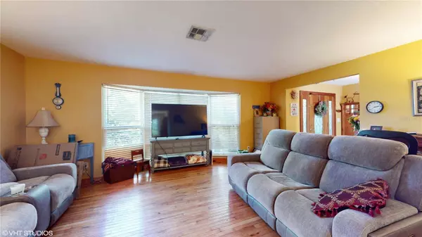 14218 85TH AVE, Seminole, FL 33776