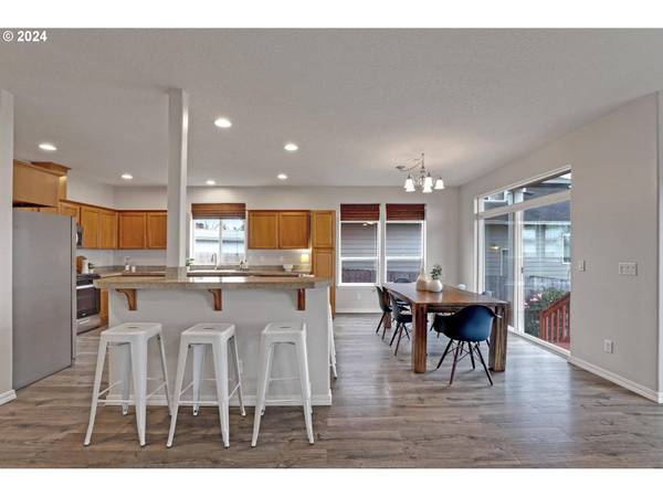 16049 GODON WAY, Oregon City, OR 97045