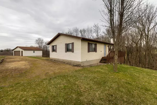 26-39 Lake Carroll Boulevard, Lanark, IL 61046