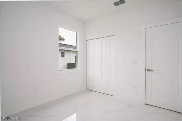 751 Newell ST E, Lehigh Acres, FL 33974