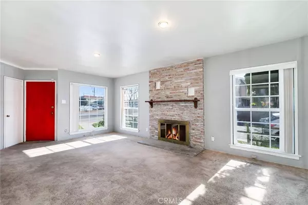 3724 E Imperial Hwy, Lynwood, CA 90262-2712