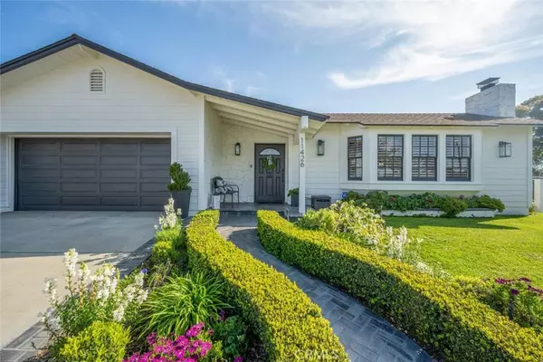 11426 Harrisburg RD, Los Alamitos, CA 90720