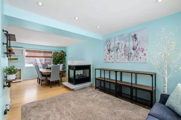 184 Arbour Stone Close NW, Calgary, AB T3G 4T1