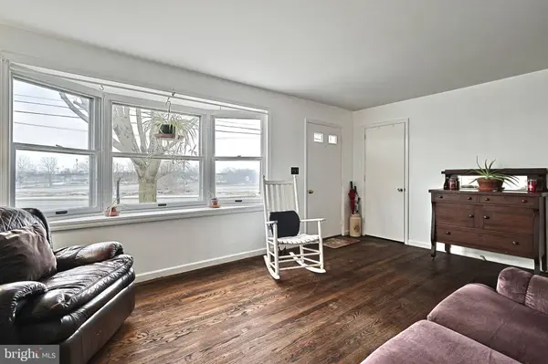 1745 PIONEER RD, Lancaster, PA 17602