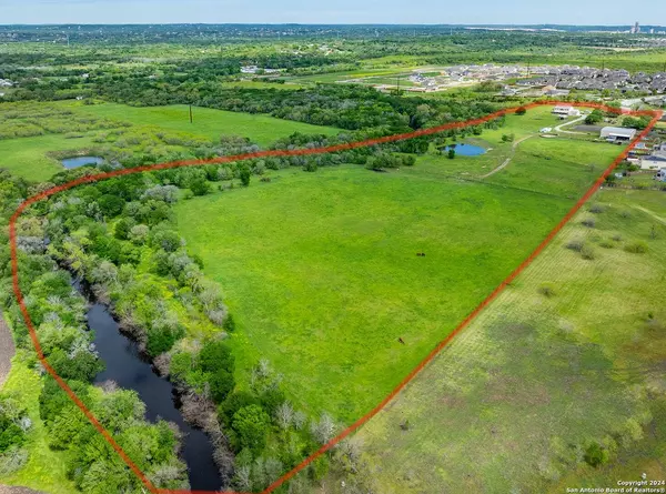 861 CONRADS LN, New Braunfels, TX 78130