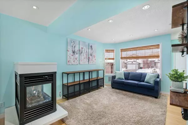 184 Arbour Stone Close NW, Calgary, AB T3G 4T1