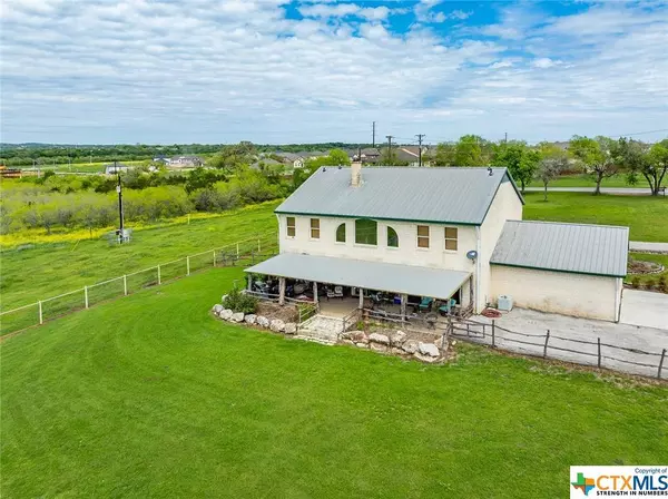 861 Conrads LN, New Braunfels, TX 78130