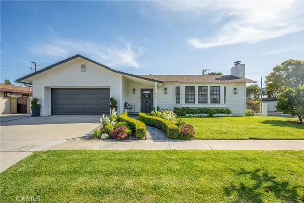 11426 Harrisburg RD, Los Alamitos, CA 90720