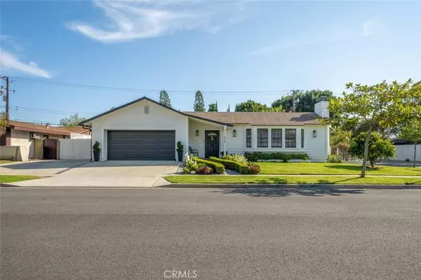 11426 Harrisburg RD, Los Alamitos, CA 90720