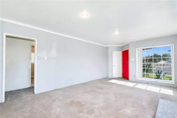 3724 E Imperial Hwy, Lynwood, CA 90262-2712