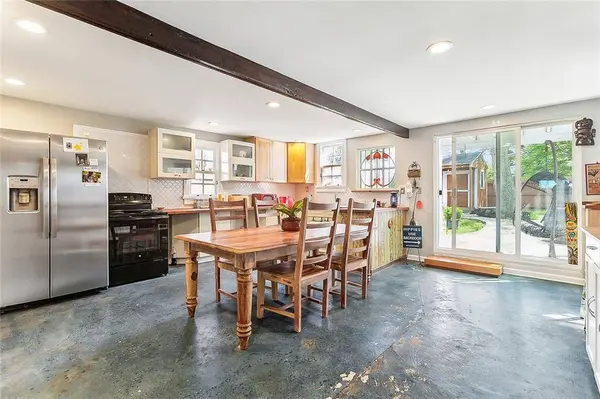 5620 BURGUNDY ST, New Orleans, LA 70117