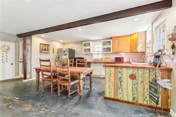 5620 BURGUNDY ST, New Orleans, LA 70117