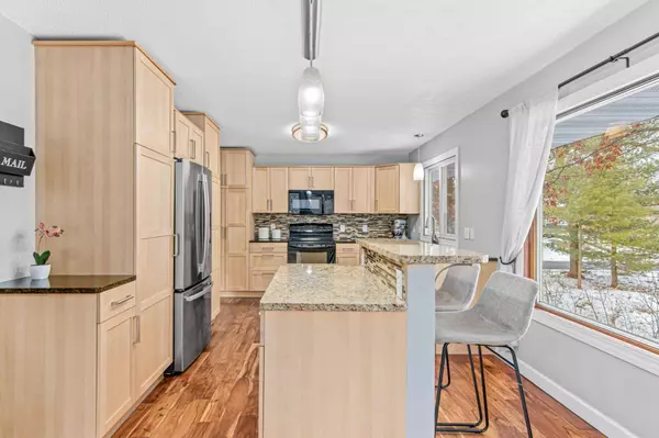 17912 Jaguar PATH, Lakeville, MN 55044