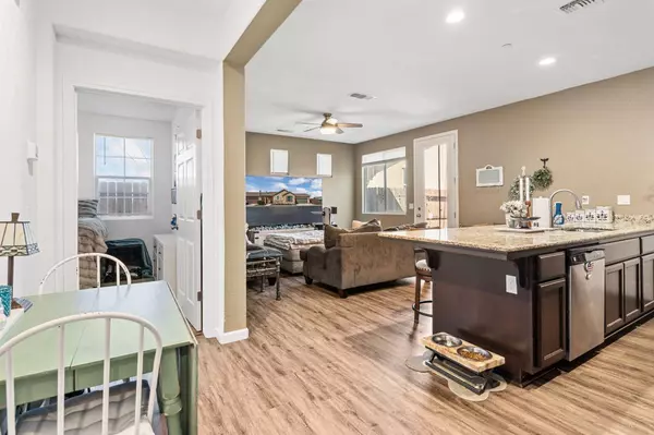 857 Castellona DR, Newman, CA 95360