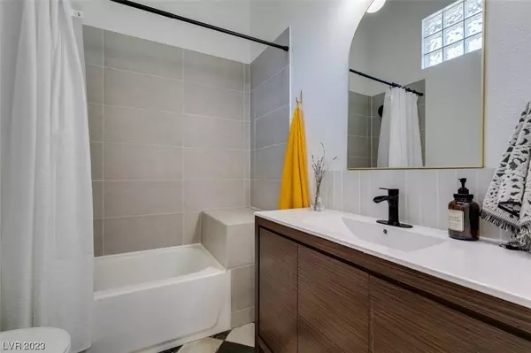 4038 Dustin Avenue, Las Vegas, NV 89120