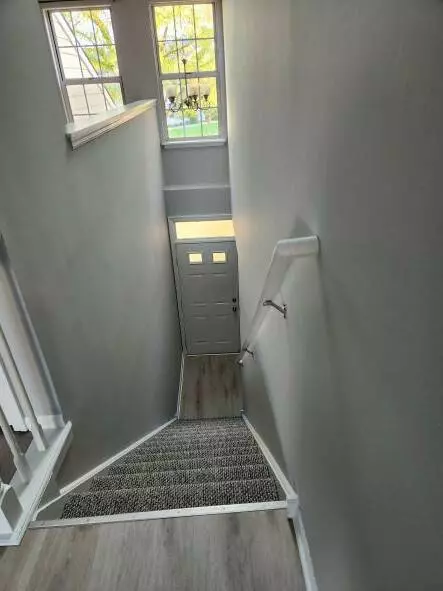 746 W Streamwood Boulevard #B, Streamwood, IL 60107