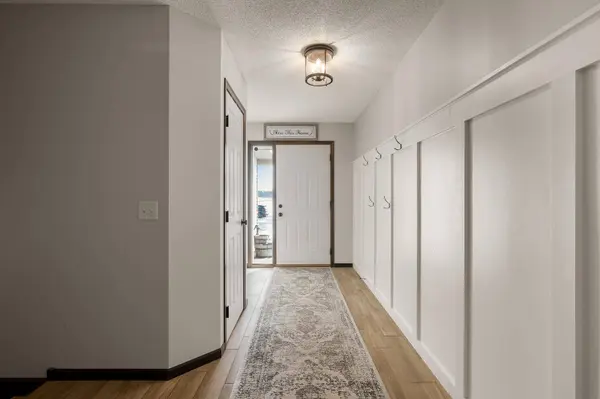 21348 Goldenrod ST NW, Oak Grove, MN 55011