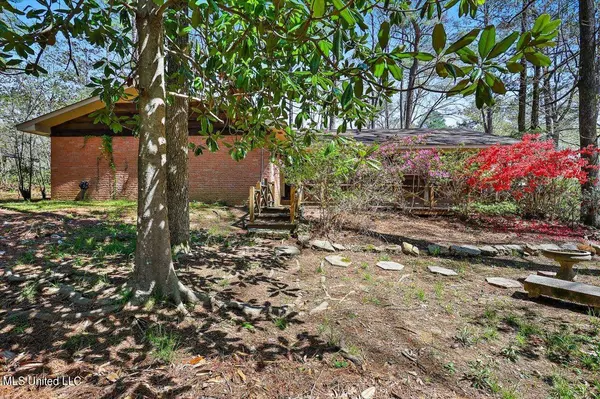 124 Ludlow Road, Pearl, MS 39208