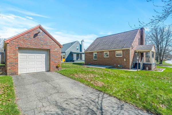 201 Sumner Ave, New Castle, PA 16105