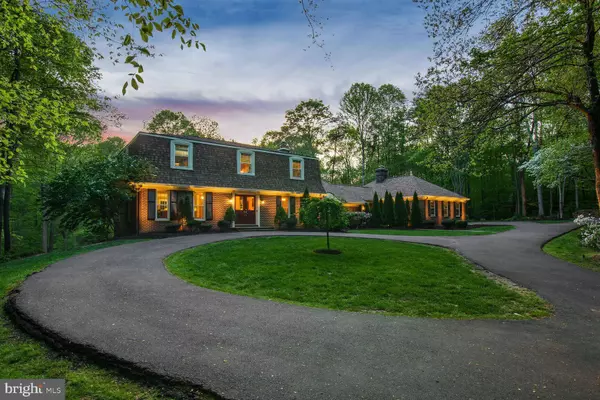 6608 LADYSLIPPER LN, Clifton, VA 20124