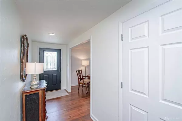 495 W Alex Bell Road, Dayton, OH 45459