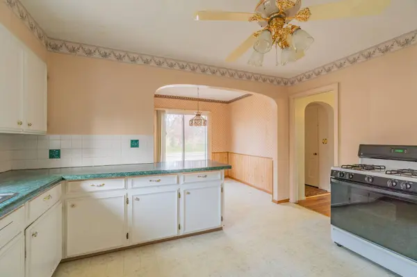 2328 NE Monroe Avenue, Grand Rapids, MI 49505