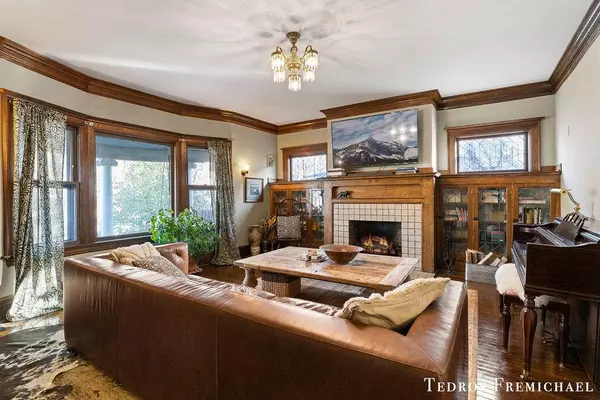 733 Madison SE Avenue, Grand Rapids, MI 49503