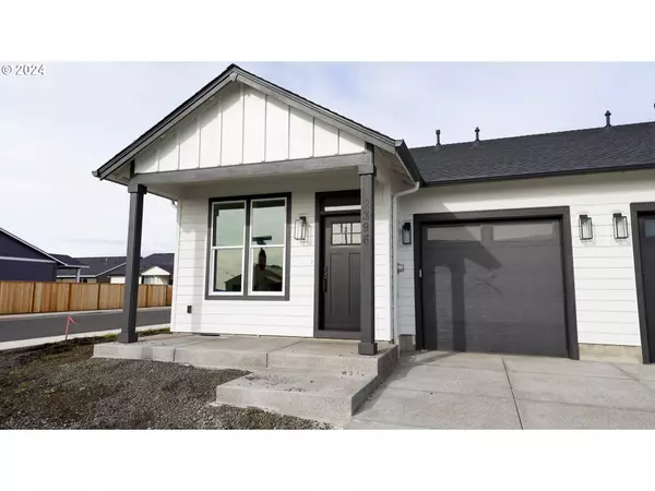 2396 W 9th AVE, Junction City, OR 97448