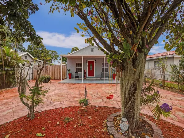 3161 NW 102nd St, Miami, FL 33147