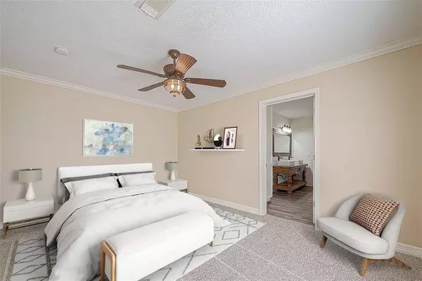 803 Fm 646 RD N, Dickinson, TX 77539