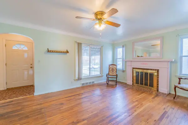 2328 NE Monroe Avenue, Grand Rapids, MI 49505