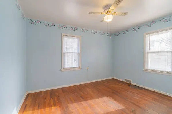 2328 NE Monroe Avenue, Grand Rapids, MI 49505