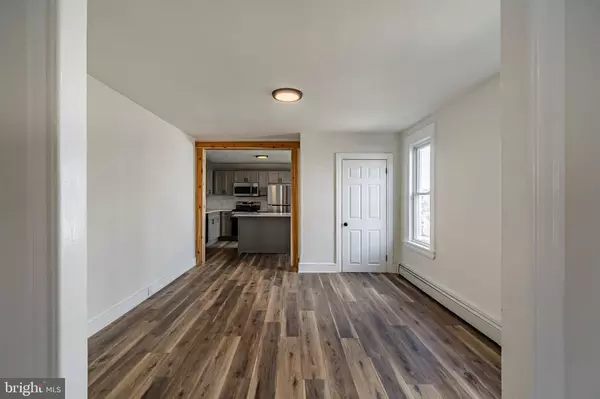 235 FAIRVIEW, Crum Lynne, PA 19022