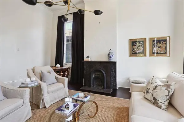 2237 CONSTANCE ST, New Orleans, LA 70130