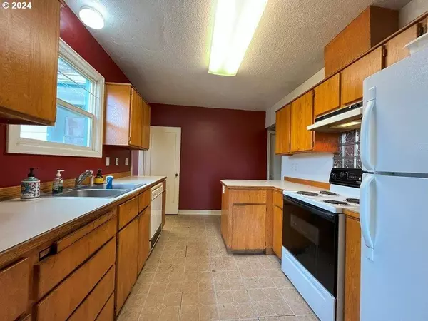 21050 SW JOHNSON ST, Beaverton, OR 97003