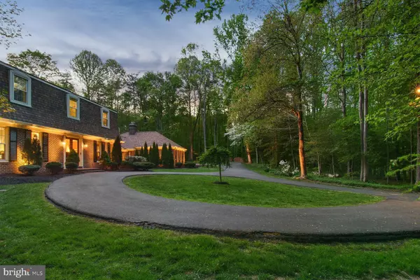 6608 LADYSLIPPER LN, Clifton, VA 20124