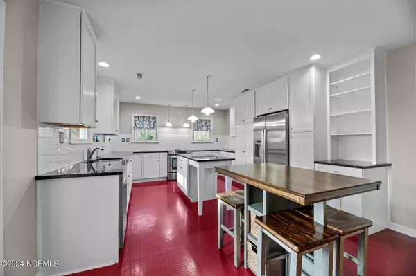 419 Kershaw Road, Oriental, NC 28571