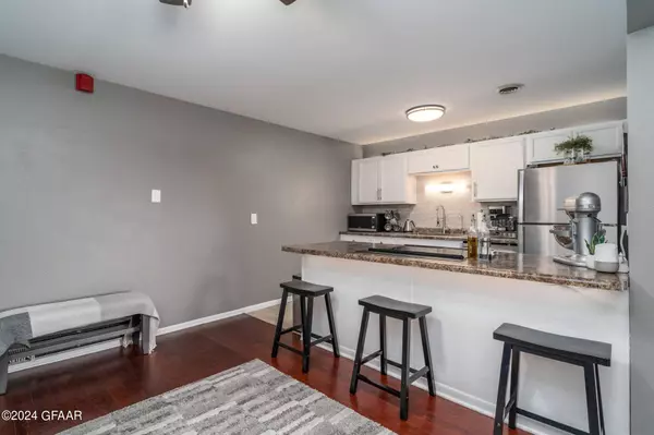 815 DUKE Drive #331, Grand Forks, ND 58201