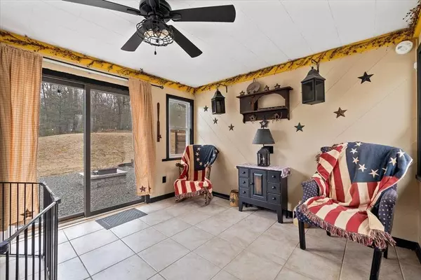 244 Brookfield Road, Charlton, MA 01507