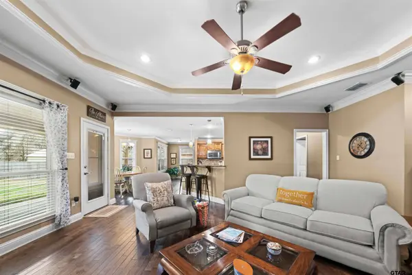 2312 Pittman Ln., Lindale, TX 75771