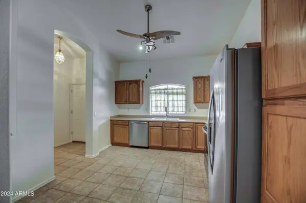 2101 S MERIDIAN Road #431, Apache Junction, AZ 85120