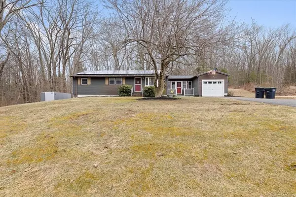 244 Brookfield Road, Charlton, MA 01507