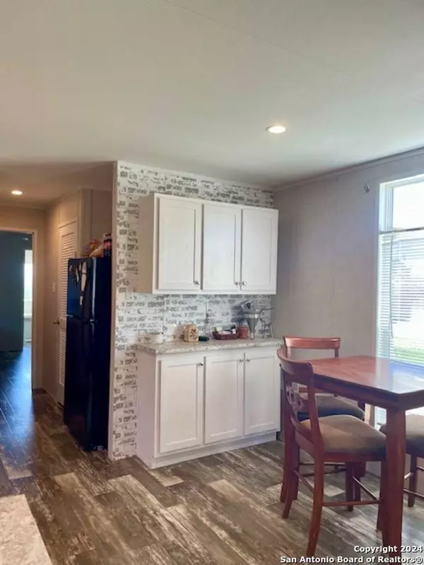 225 Private Road 1509, Bandera, TX 78003