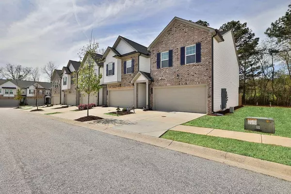 1361 Cooper Springs RD, Grayson, GA 30017