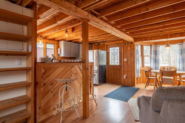 48 George ST, Northport, ME 04849