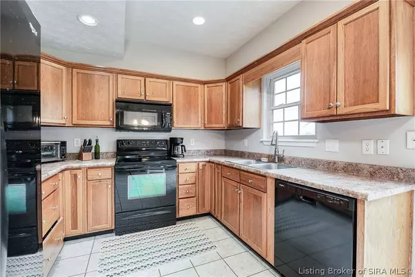 12309 Pinta PL, Sellersburg, IN 47172