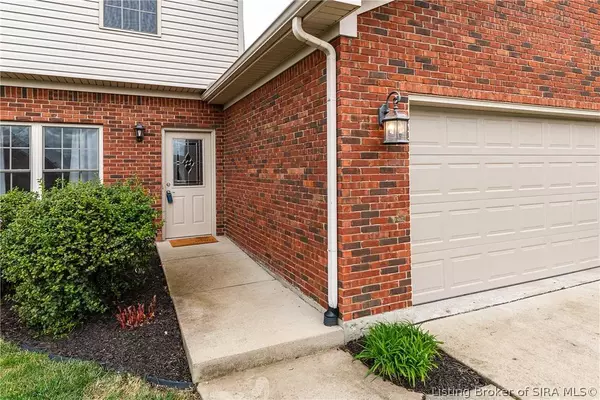 12309 Pinta PL, Sellersburg, IN 47172