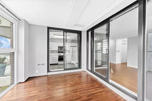 1010 BURNABY ST #1504, Vancouver, BC V6E 4L8