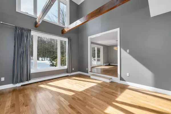 42 Orchard DR, Gilford, NH 03249