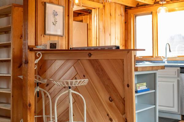 48 George ST, Northport, ME 04849